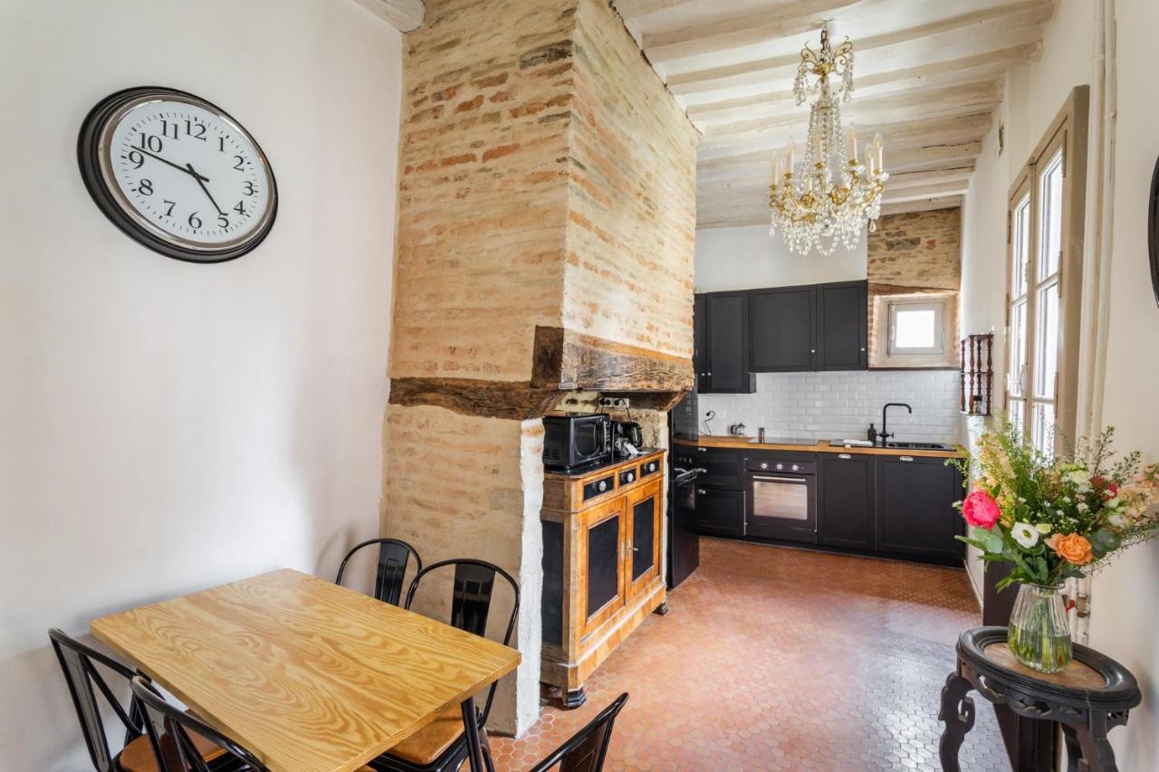 Dame De Coeur - Appartement Spacieux En Plein Centre Historique Rennes Kültér fotó