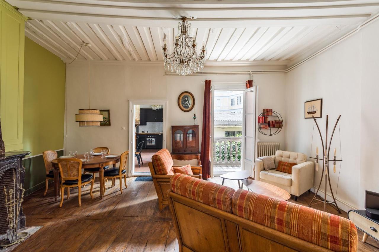 Dame De Coeur - Appartement Spacieux En Plein Centre Historique Rennes Kültér fotó